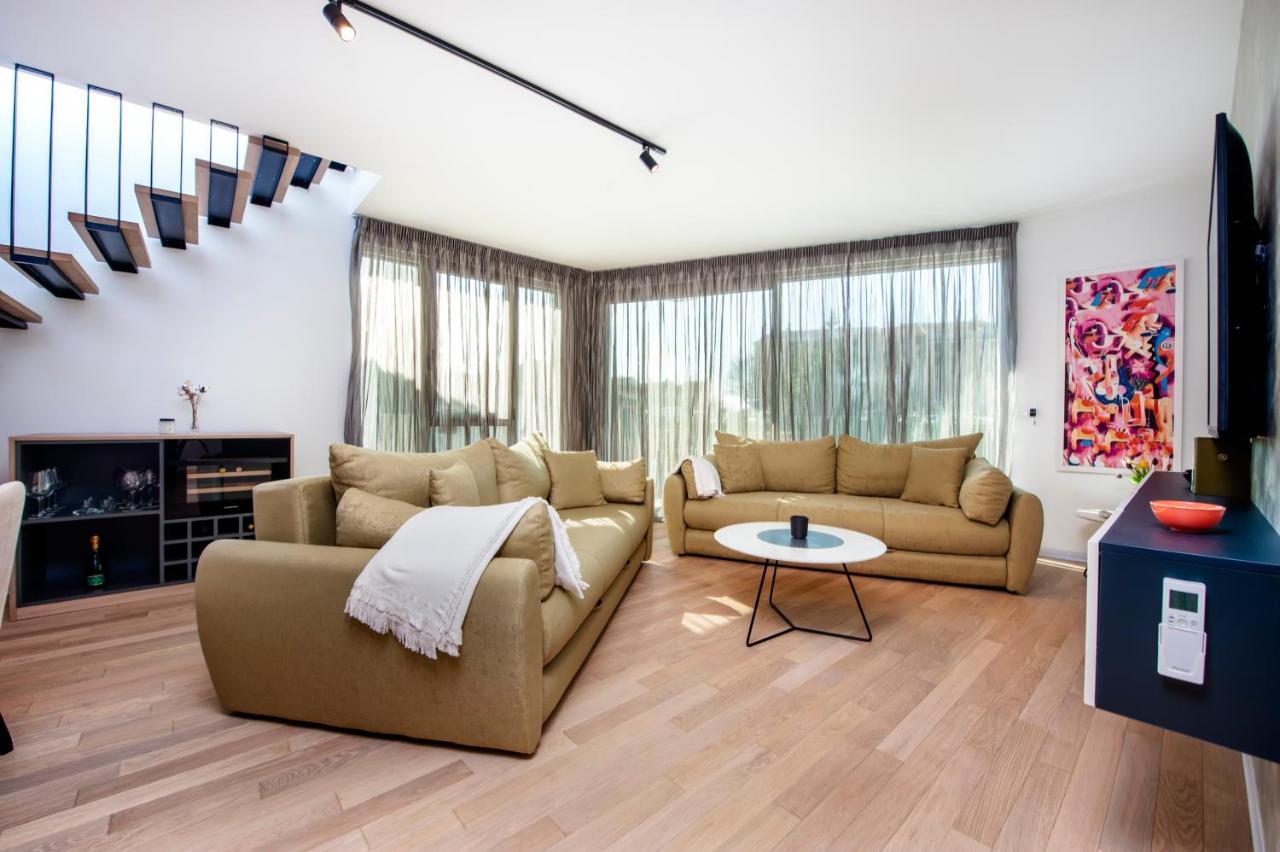 The Grand Apartment روفينج المظهر الخارجي الصورة