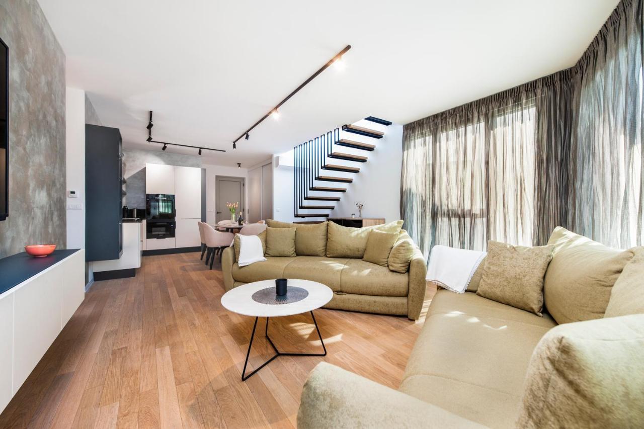The Grand Apartment روفينج المظهر الخارجي الصورة